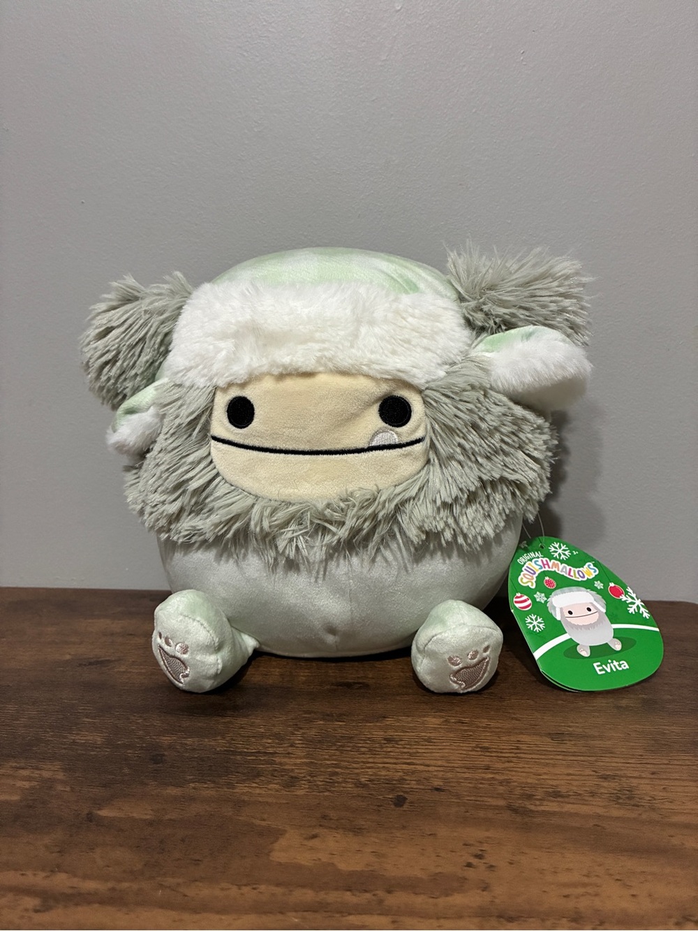BNWT 8” Evita the Yeti (Holiday Edition with Trapper Hat)